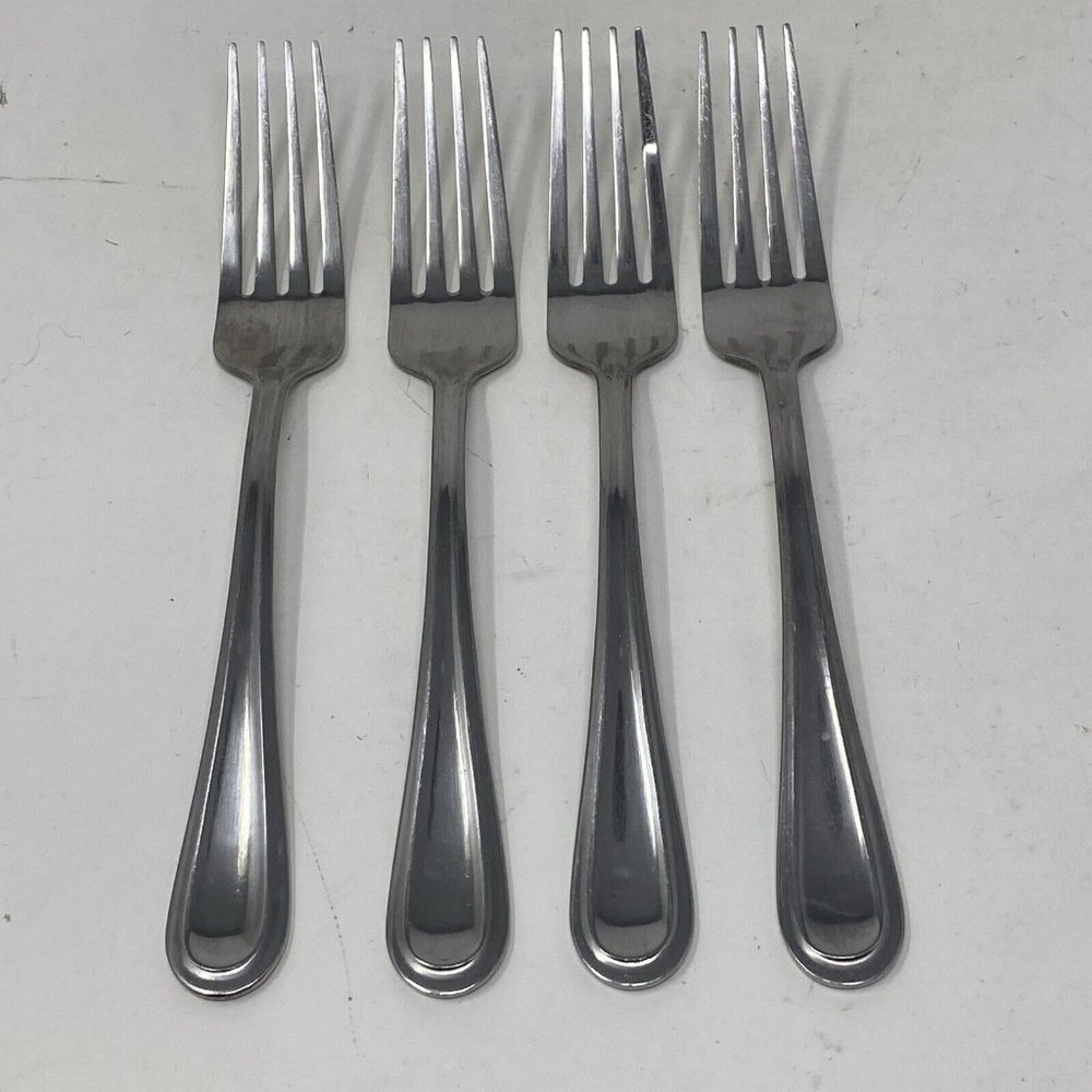 International Stainless IS EDGEBROOK Set Of 4 Dinner Forks